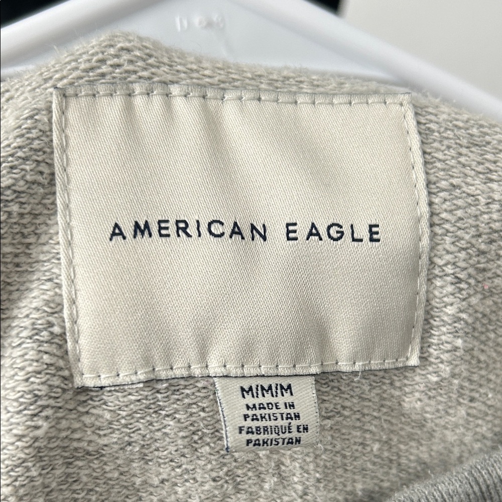 AMERICAN EAGLE Outfitters Gray Crewneck Sweater - Picture 3 of 4